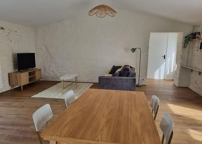 O Pressoir Nyaraló *